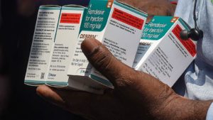 90 मिलियन से अधिक भारतीय स्वास्थ्य देखभाल पर घरेलू खर्च का 'विनाशकारी' 10-25% खर्च करते हैं